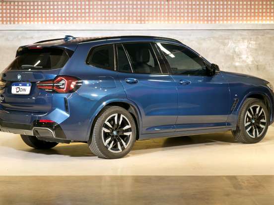 BMW-iX3-ELÉTRICO M SPORT BMW-iX3-2022