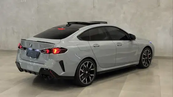 BMW-M 235i-2025