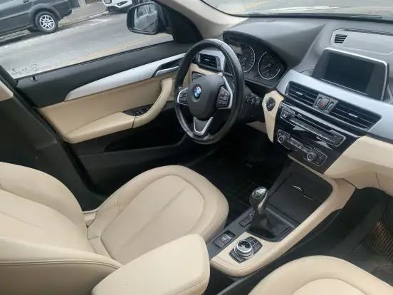 BMW-X1-2.0 16V TURBO ACTIVEFLEX SDRIVE20I 4P AUTOMÁTICO BMW-X1-2017