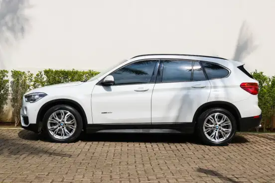 BMW-X1-2.0 16V TURBO ACTIVEFLEX SDRIVE20I 4P AUTOMÁTICO BMW-X1-2018