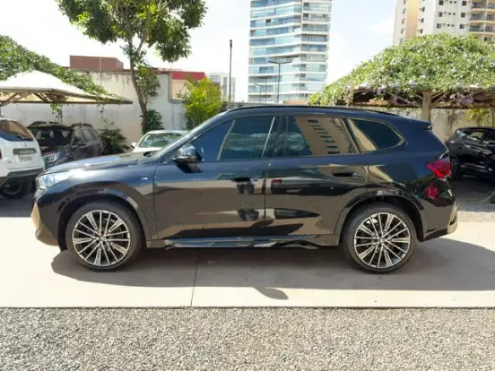 BMW-X1-2.0 16V TURBO GASOLINA SDRIVE20I M SPORT STEPTRONIC BMW-X1-2023