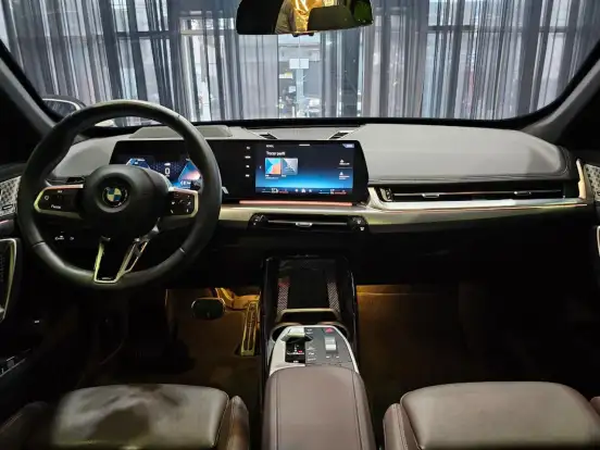 BMW-X1-2025
