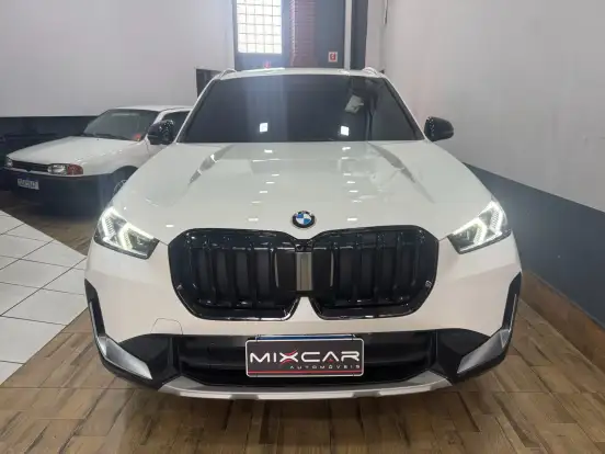 BMW-X1-2023