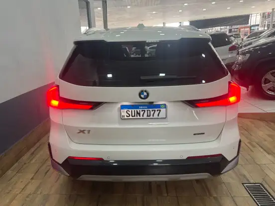 BMW-X1-2.0 16V TURBO GASOLINA SDRIVE20I X-LINE STEPTRONIC BMW-X1-2023