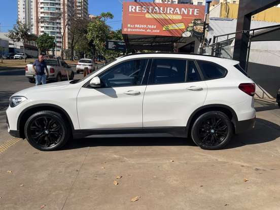 BMW-X1-2020