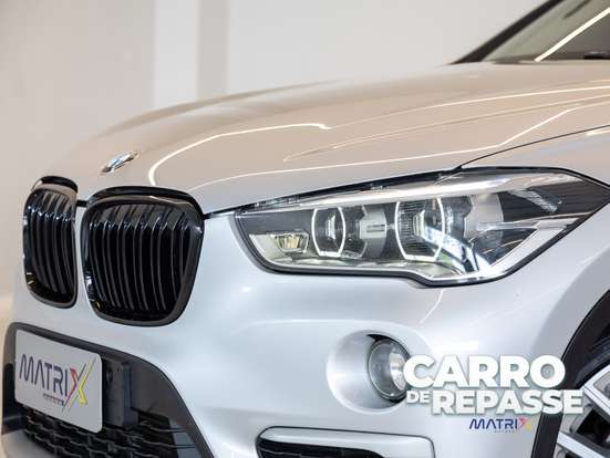 BMW-X1-2.0 16V TURBO ACTIVEFLEX SDRIVE20I X-LINE 4P AUTOMÁTICO BMW-X1-2016