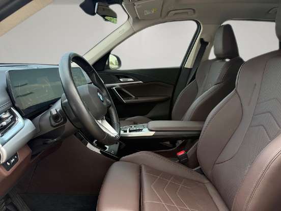 BMW-X1-2024