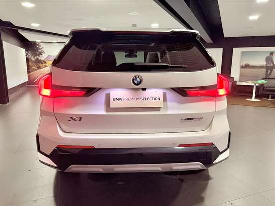 BMW-X1-2.0 16V TURBO GASOLINA SDRIVE20I X-LINE STEPTRONIC BMW-X1-2023