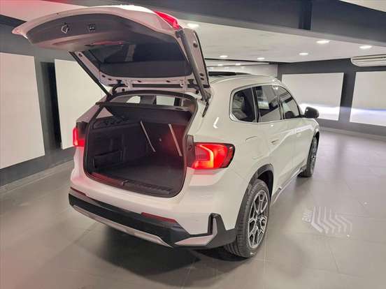 BMW-X1-2.0 16V TURBO GASOLINA SDRIVE20I X-LINE STEPTRONIC BMW-X1-2023