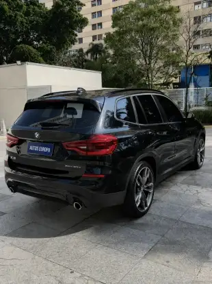BMW-X3-2021