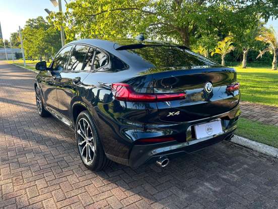 BMW-X4-2020