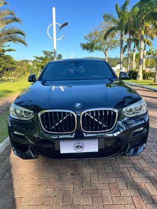 BMW-X4-2020