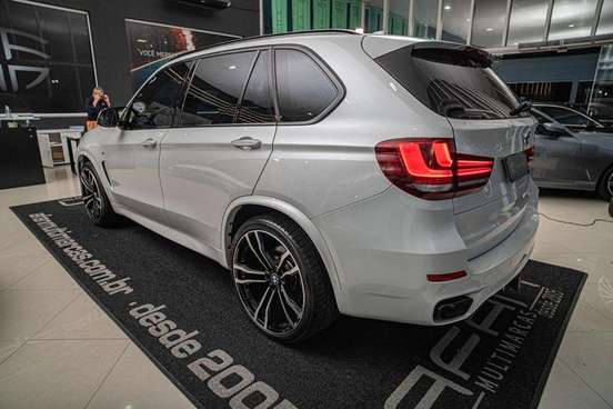 BMW-X5-3.0 4X4 M50D I6 TURBO DIESEL 4P AUTOMÁTICO BMW-X5-2015