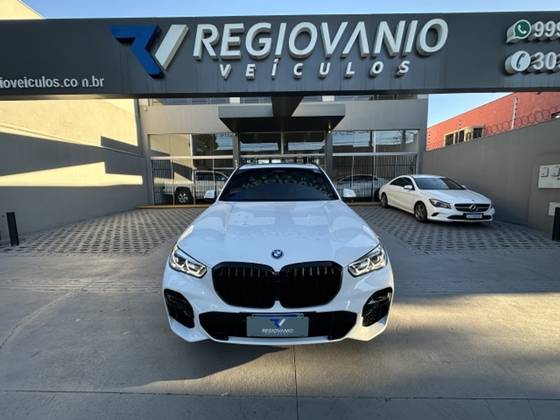 BMW X5 3.0 I6 TURBO HÍBRIDO XDRIVE45E M SPORT AUTOMÁTICO