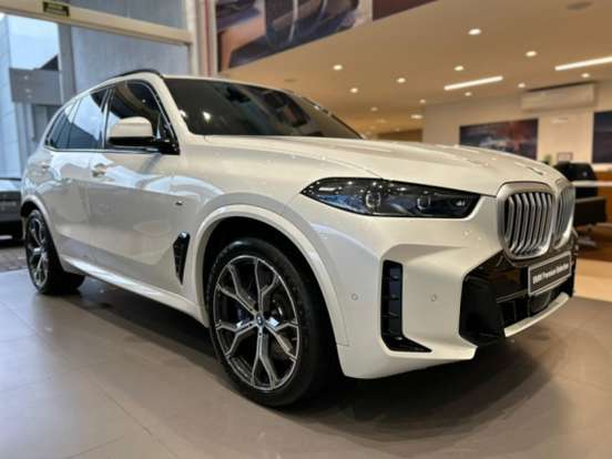 BMW-X5-2024