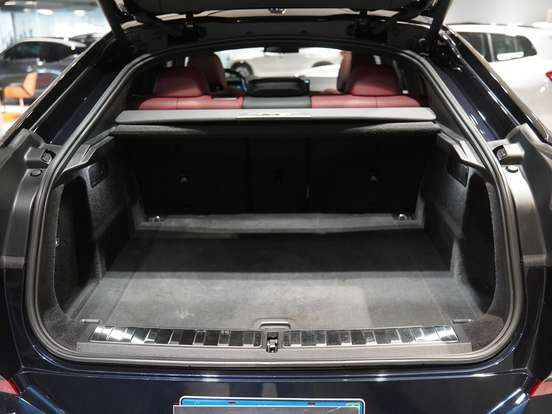 BMW-X6-3.0 TWINPOWER GASOLINA XDRIVE40I M SPORT AUTOMÁTICO BMW-X6-2023