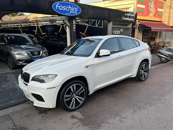 BMW X6 4.4 M 4X4 COUPÉ V8 32V BI-TURBO GASOLINA 4P AUTOMÁTICO BMW X6 4.4 M 4X4 COUPÉ V8 32V BI-TURBO GASOLINA 4P AUTOMÁTICO