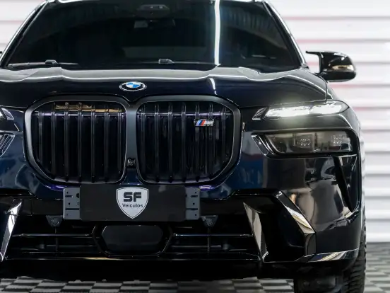 BMW-X7-4.4 V8 GASOLINA M60i STEPTRONIC BMW-X7-2023