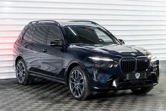 BMW-X7-2023