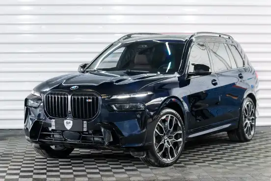BMW-X7-2023