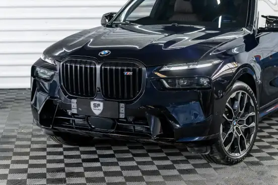 BMW-X7-2023