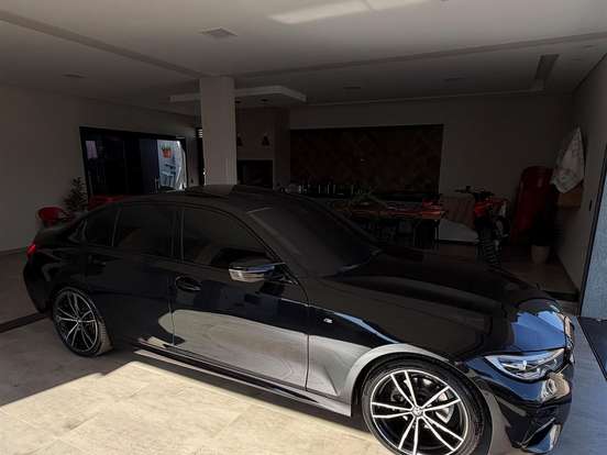 BMW-320i-2.0 16V TURBO GASOLINA M SPORT AUTOMÁTICO BMW-320i-2020