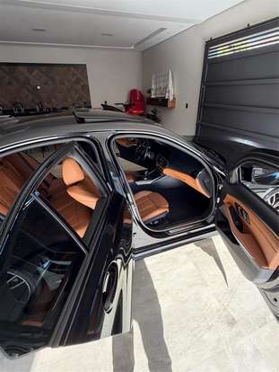 BMW-320i-2020