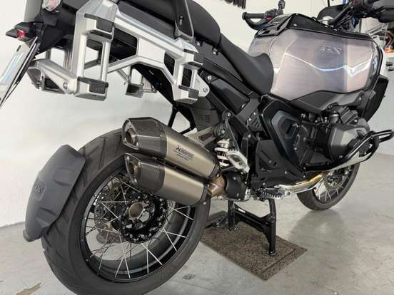 BMW-R 1300 GS ADVENTURE TRIPLE BLACK BMW-R 1300 GS ADVENTURE TRIPLE BLACK-2026