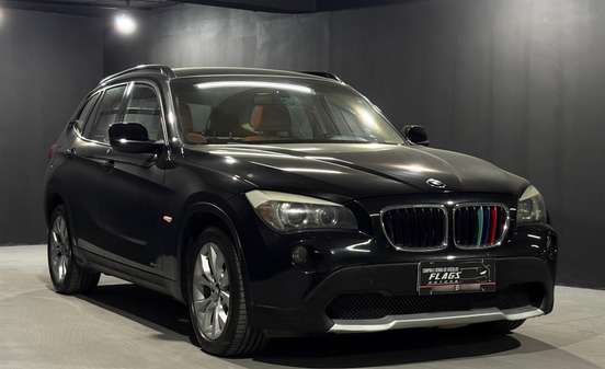 BMW-X1-2011