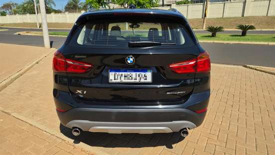 BMW-X1-2019