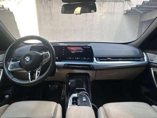 BMW-X1-2.0 16V TURBO GASOLINA SDRIVE20I X-LINE STEPTRONIC BMW-X1-2024