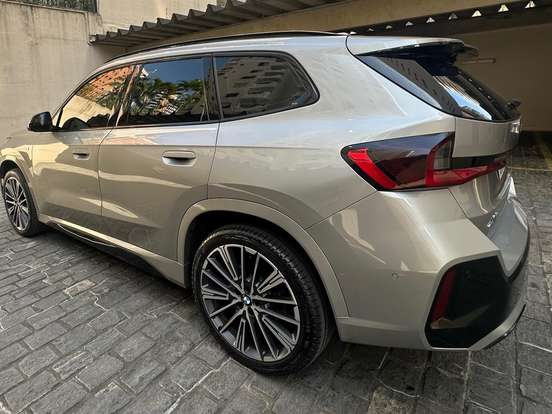 BMW-X1-2.0 16V TURBO GASOLINA SDRIVE20I X-LINE STEPTRONIC BMW-X1-2024