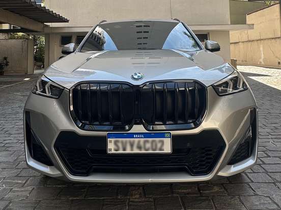 BMW-X1-2024