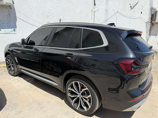 BMW-X3-2021