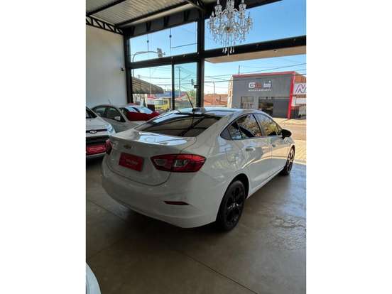 CHEVROLET-CRUZE-2021