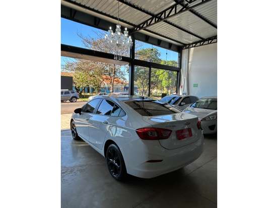 CHEVROLET-CRUZE-2021