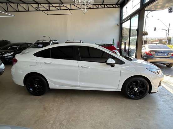 CHEVROLET-CRUZE-2021