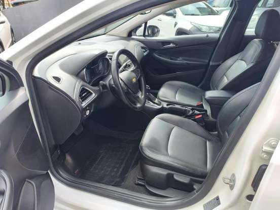 CHEVROLET-CRUZE-2019