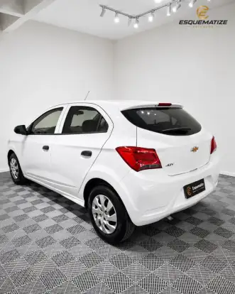 CHEVROLET-ONIX-2020
