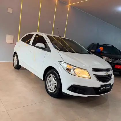 CHEVROLET ONIX 1.0 MPFI LT 8V FLEX 4P MANUAL CHEVROLET ONIX 1.0 MPFI LT 8V FLEX 4P MANUAL