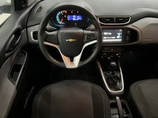 CHEVROLET-ONIX-2016