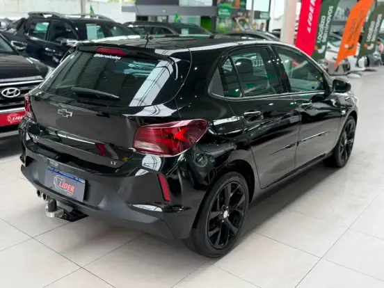 CHEVROLET-ONIX-2022