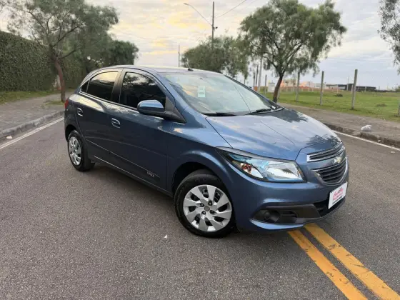 CHEVROLET ONIX 1.4 MPFI LT 8V FLEX 4P MANUAL