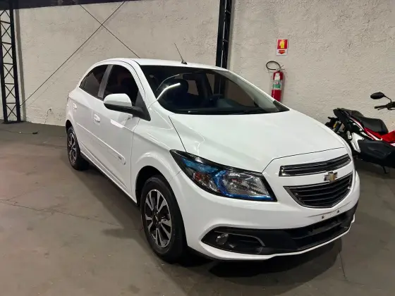 CHEVROLET ONIX 1.4 MPFI LTZ 8V FLEX 4P MANUAL