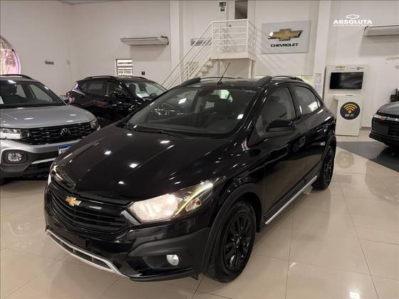 CHEVROLET ONIX 1.4 MPFI ACTIV 8V FLEX 4P AUTOMÁTICO