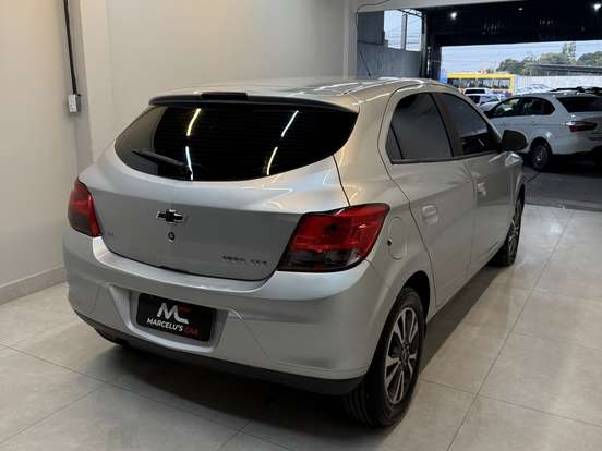 CHEVROLET-ONIX-1.4 MPFI LTZ 8V FLEX 4P AUTOMÁTICO CHEVROLET-ONIX-2015
