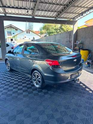 CHEVROLET-PRISMA-2015