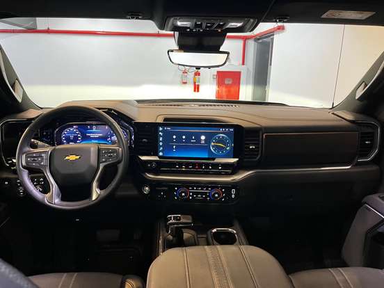 CHEVROLET-SILVERADO-2025