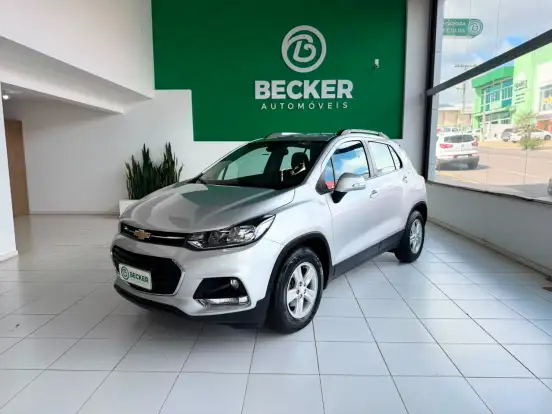 CHEVROLET-TRACKER-2018