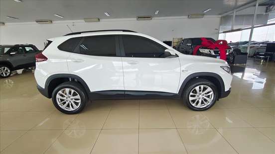 CHEVROLET-TRACKER-2023